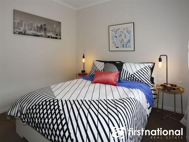 11 Ben Drive, Pakenham VIC 3810