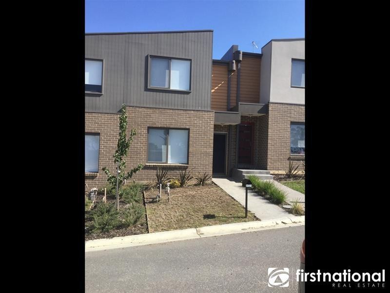 37/23 Atlantic Drive, Pakenham VIC 3810