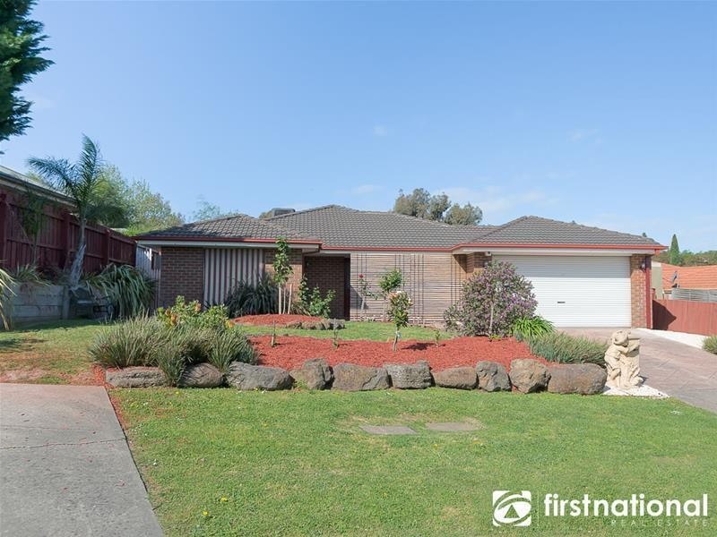 2 Grantham Crescent, Berwick VIC 3806