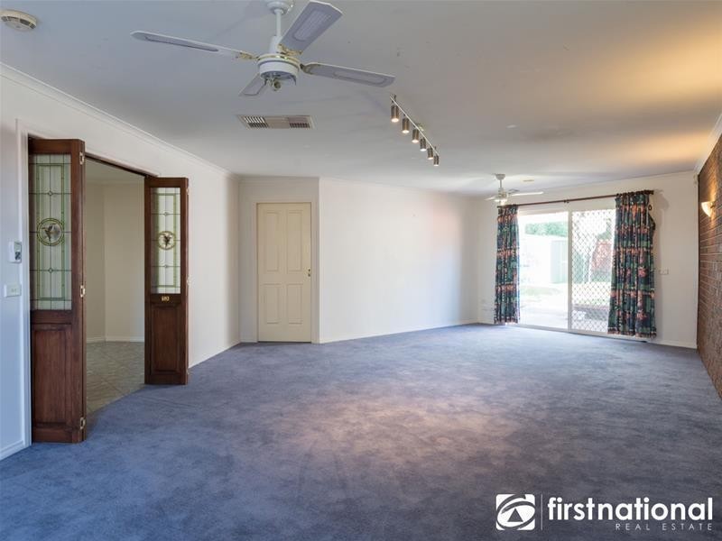 2 Grantham Crescent, Berwick VIC 3806