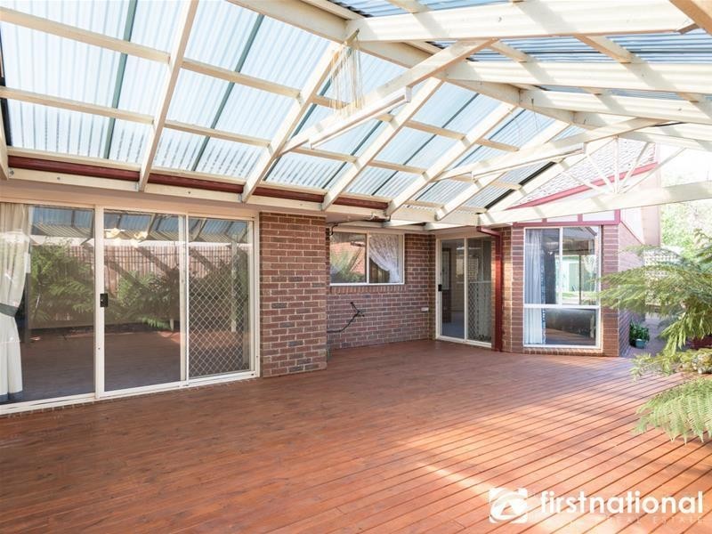 2 Grantham Crescent, Berwick VIC 3806