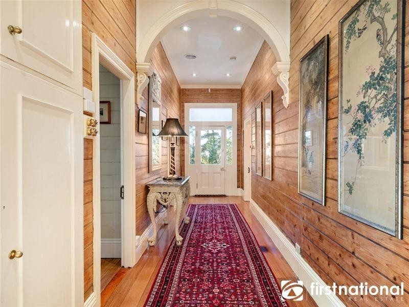 15 Huxtable Road, Pakenham Upper VIC 3810