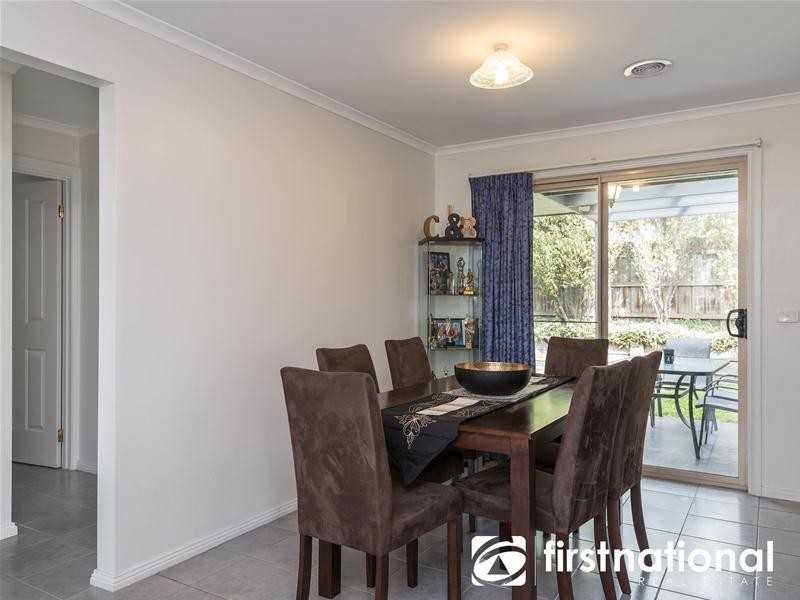1/8 Broadhurst Road, Pakenham VIC 3810