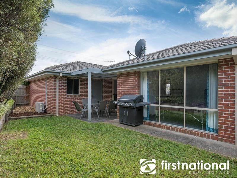 1/8 Broadhurst Road, Pakenham VIC 3810