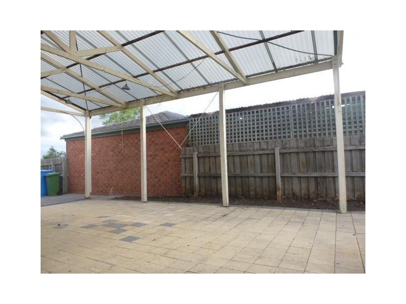 28 Lighthorse Crescent, Narre Warren South VIC 3805