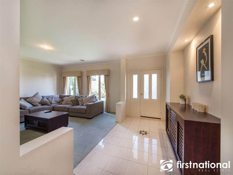 95 Eagle Drive, Pakenham VIC 3810