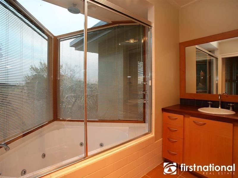 90 Weatherhead Road, Tynong North VIC 3813