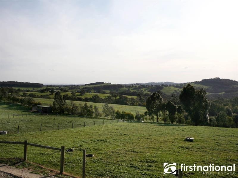 90 Weatherhead Road, Tynong North VIC 3813