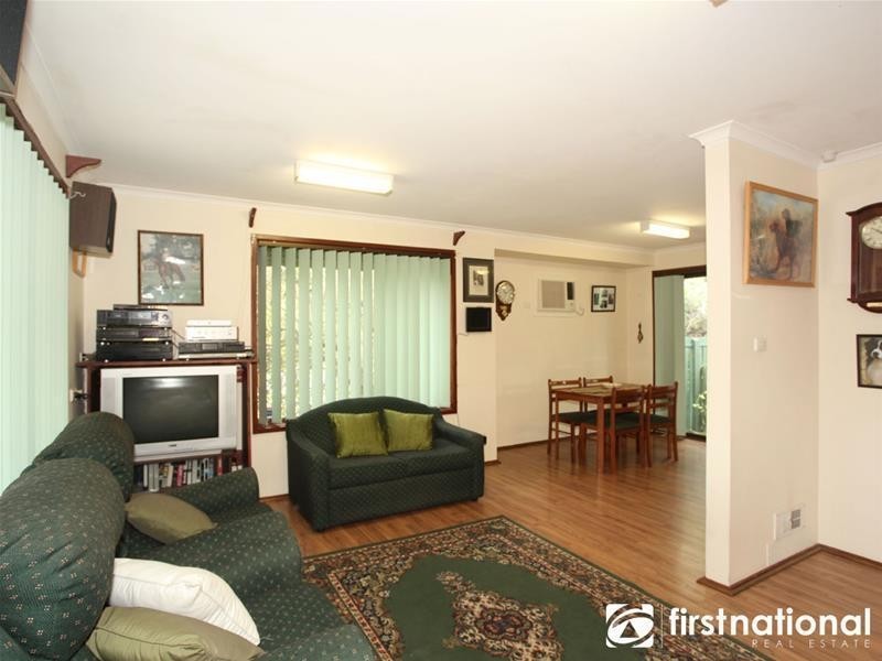 43 Kingston  Avenue, Pakenham VIC 3810