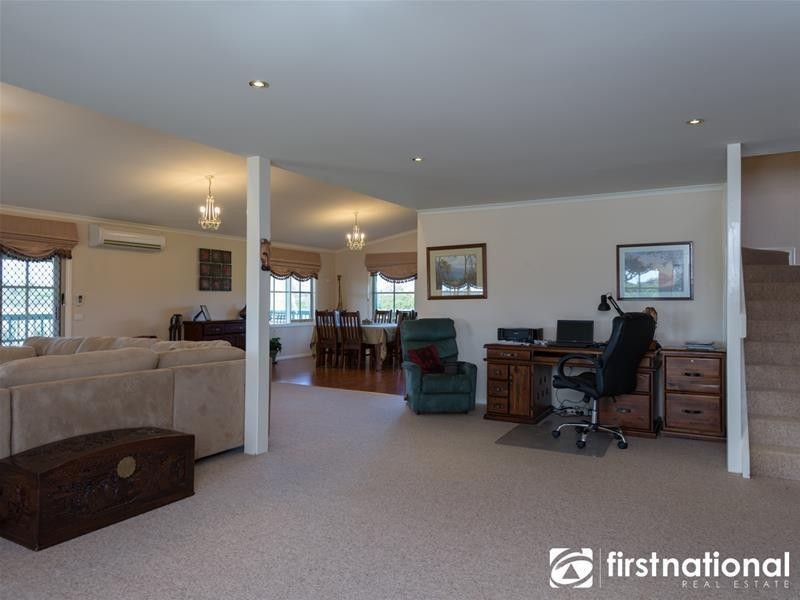 965 McDonalds Drain Road West, Pakenham VIC 3810