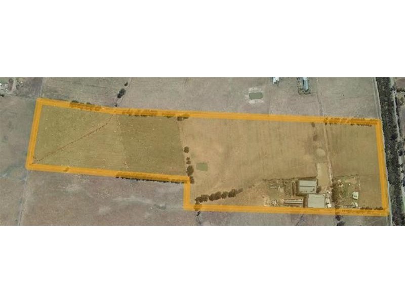 965 McDonalds Drain Road West, Pakenham VIC 3810