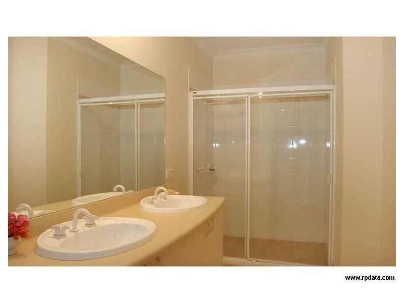 11 Christina Street, Narre Warren VIC 3805