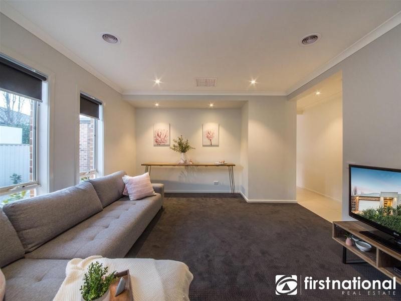 7 Edenbrook Circuit, Pakenham VIC 3810