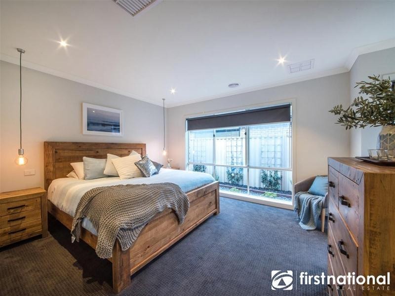 7 Edenbrook Circuit, Pakenham VIC 3810