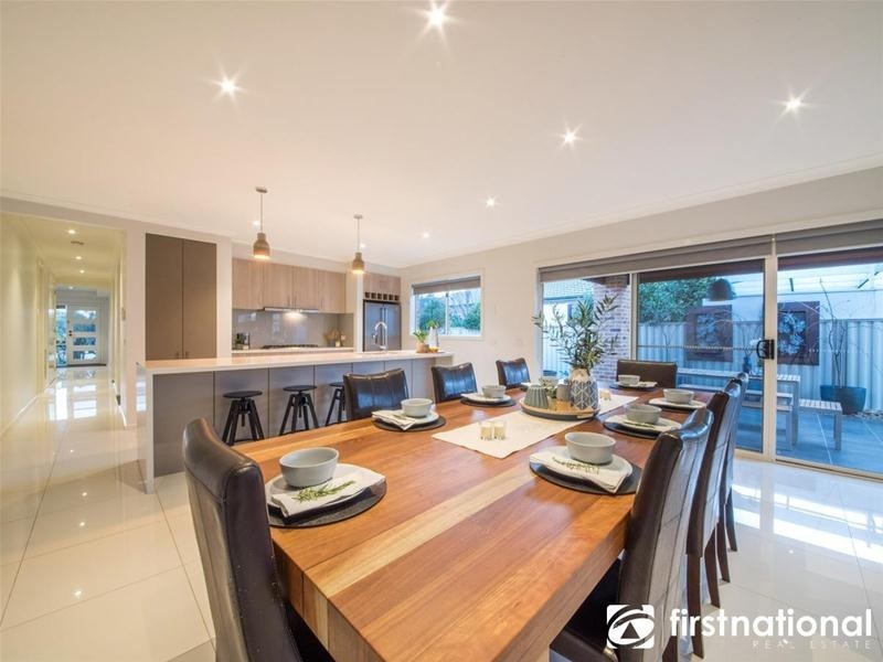 7 Edenbrook Circuit, Pakenham VIC 3810