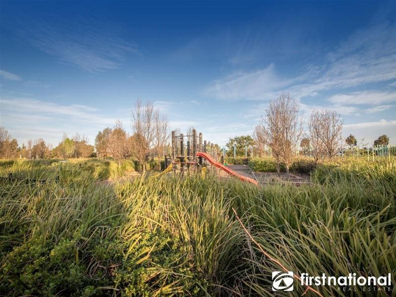 7 Edenbrook Circuit, Pakenham VIC 3810