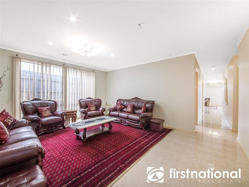 31 Sallybrook Circuit, Narre Warren VIC 3805