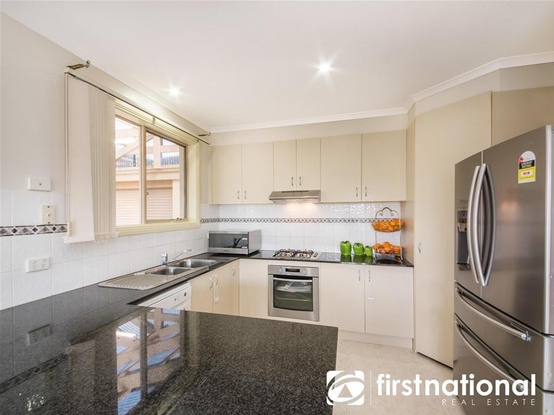 31 Sallybrook Circuit, Narre Warren VIC 3805