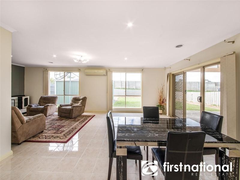 31 Sallybrook Circuit, Narre Warren VIC 3805