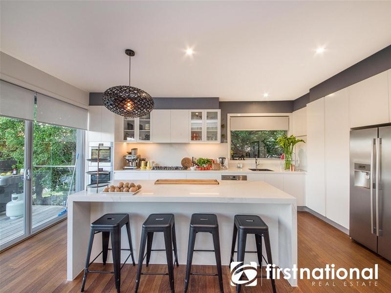 21 Kramer Drive, Berwick VIC 3806