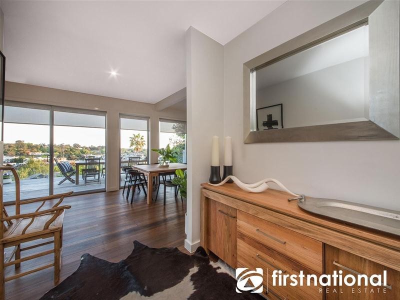 21 Kramer Drive, Berwick VIC 3806