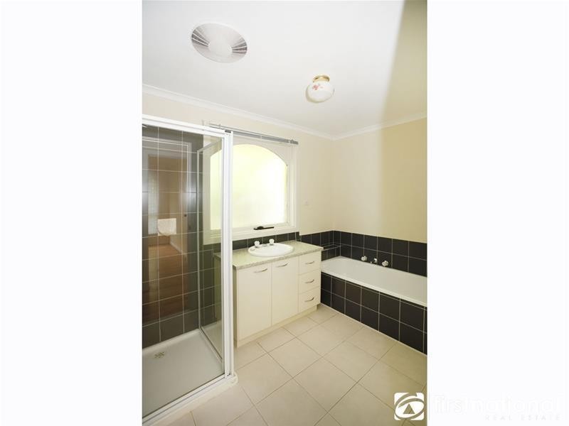 38 Valley Fair Drive, Narre Warren VIC 3805