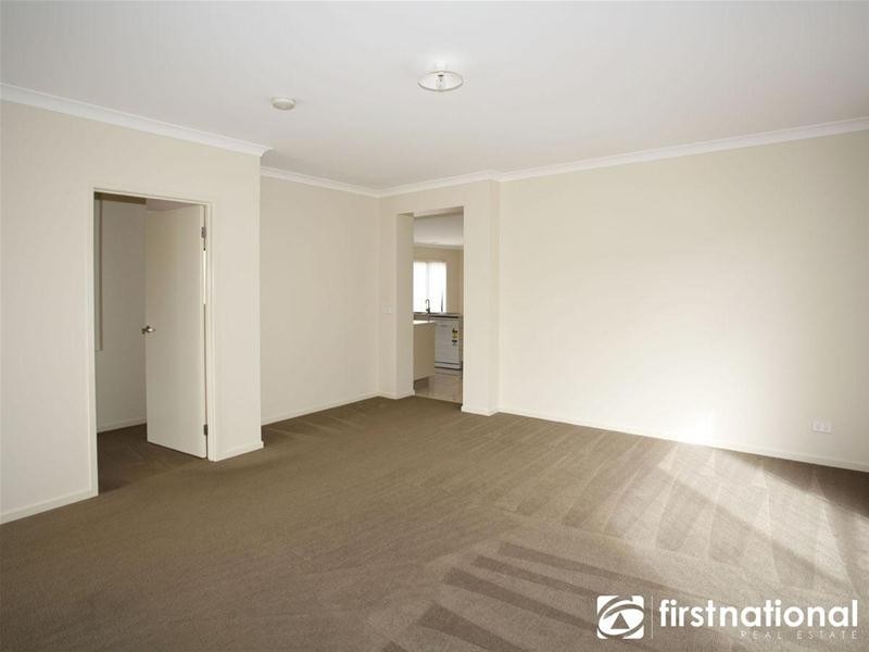 20 Webster Way, Pakenham VIC 3810