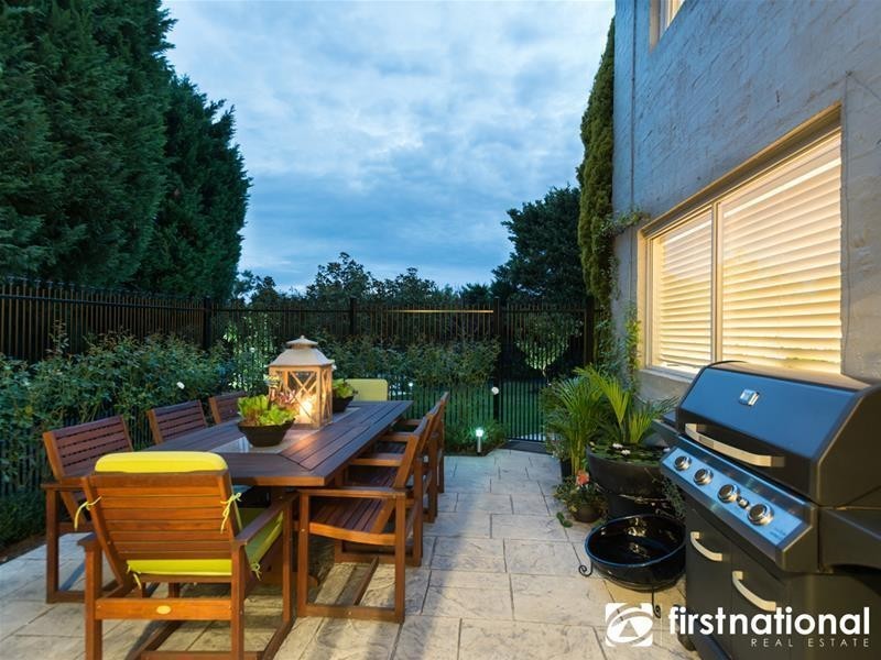 5 Lightwood Court, Berwick VIC 3806