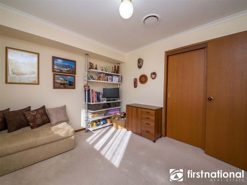 74 Avebury Drive, Berwick VIC 3806