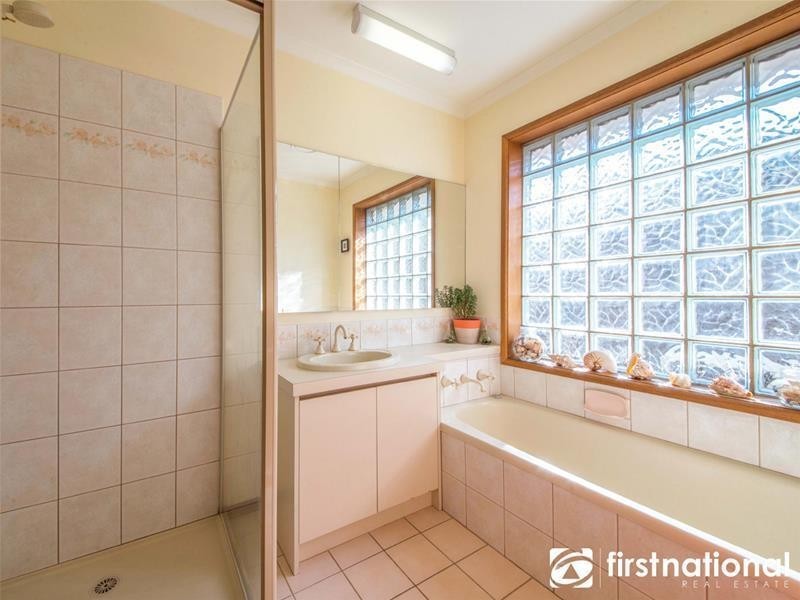 74 Avebury Drive, Berwick VIC 3806