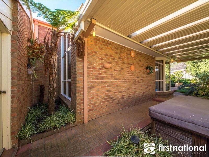 74 Avebury Drive, Berwick VIC 3806