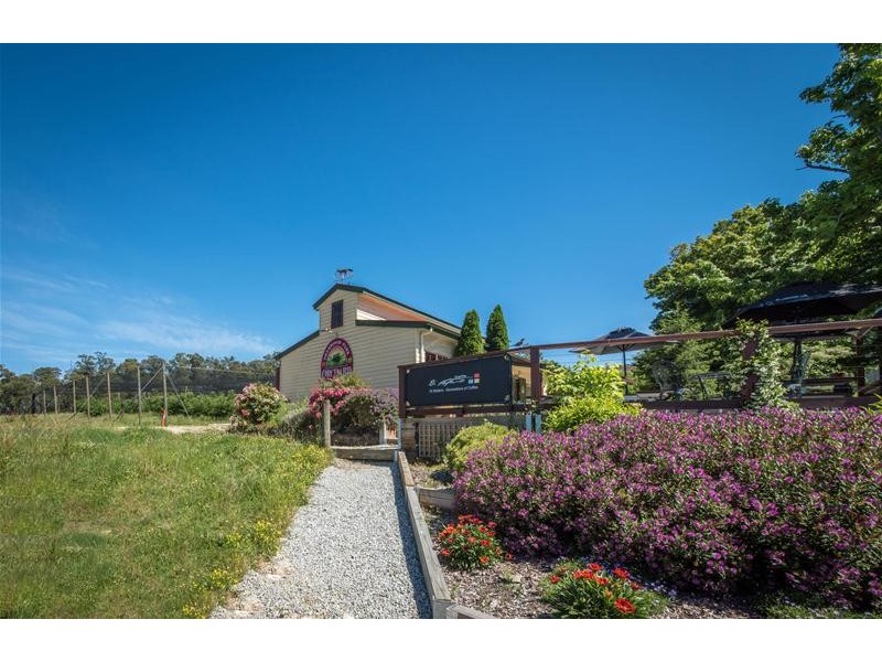 307 & 323 Water Lily Road, Bunyip VIC 3815