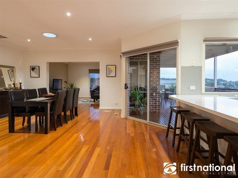 43 Leemak  Crescent, Berwick VIC 3806