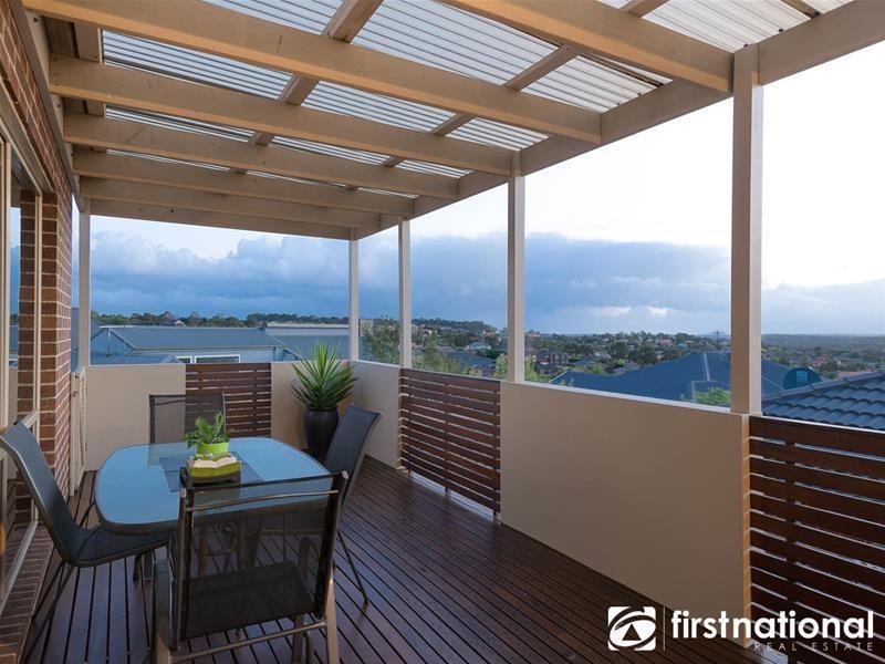 43 Leemak  Crescent, Berwick VIC 3806