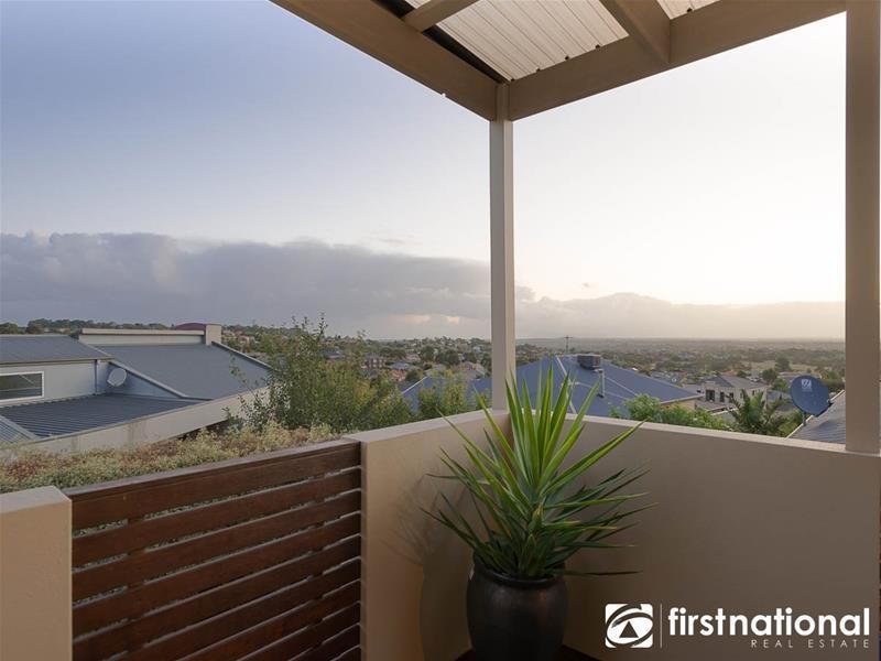 43 Leemak  Crescent, Berwick VIC 3806