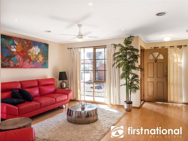 25 Coolong Avenue, Berwick VIC 3806