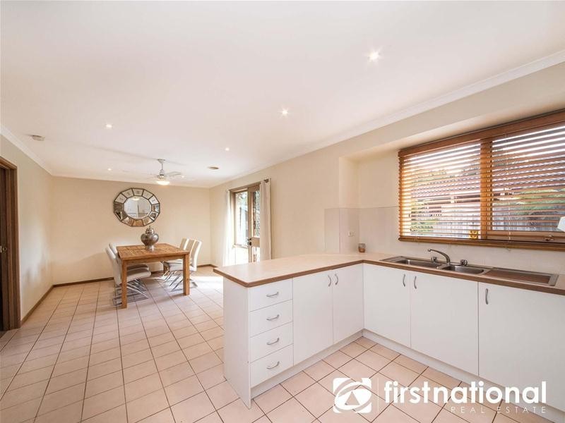 25 Coolong Avenue, Berwick VIC 3806