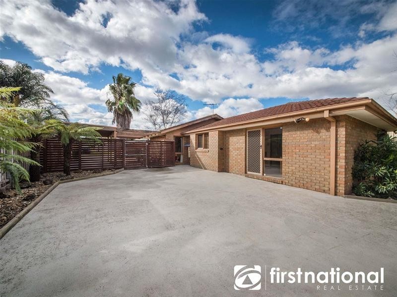 25 Coolong Avenue, Berwick VIC 3806