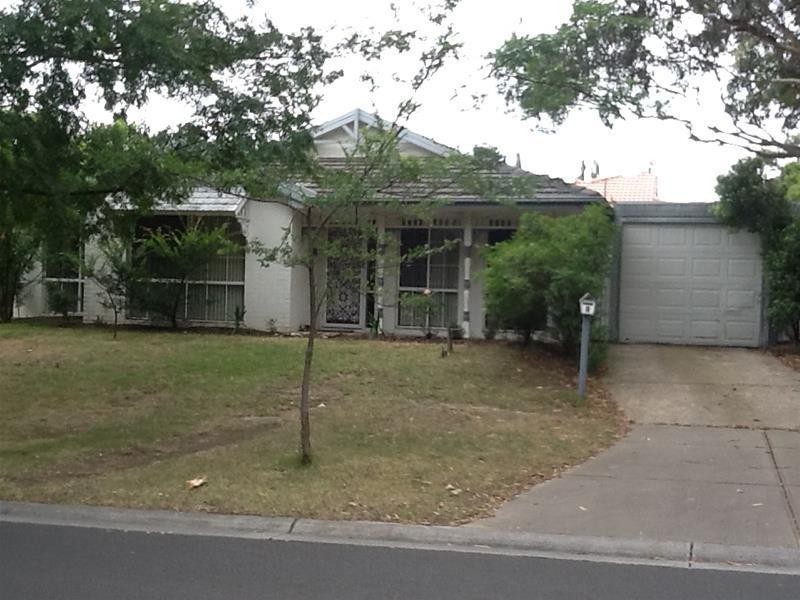 2 Bangalay Place, Berwick VIC 3806