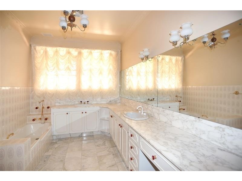 110 Clyde Five Ways Road, Clyde VIC 3978