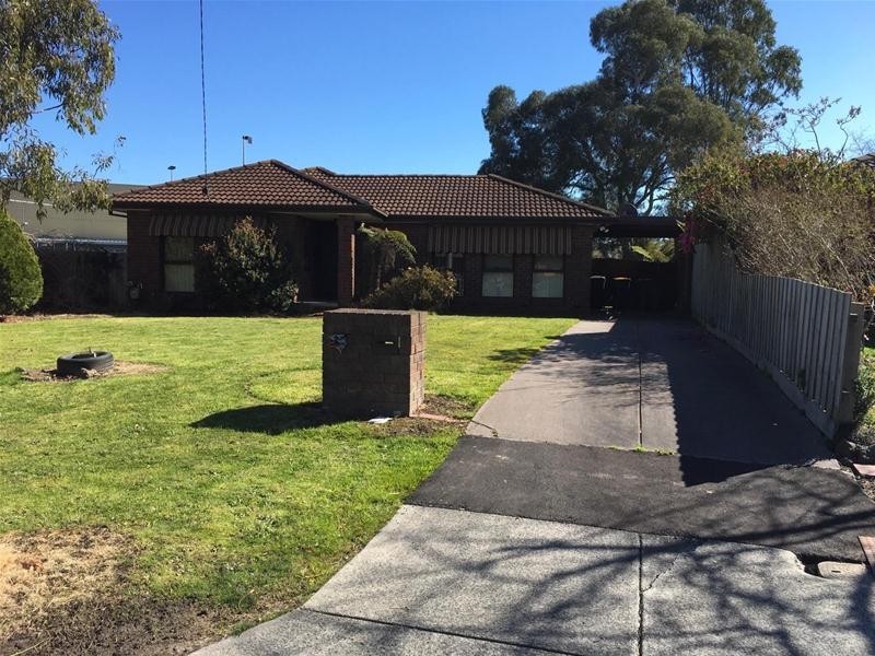 8 Kathleen Court, Beaconsfield VIC 3807