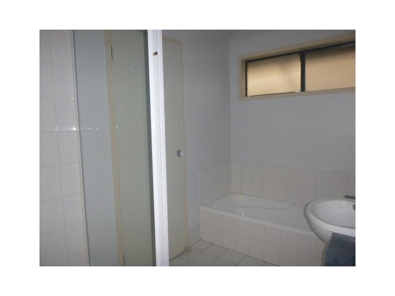 15 Artists Crescent, Narre Warren South VIC 3805