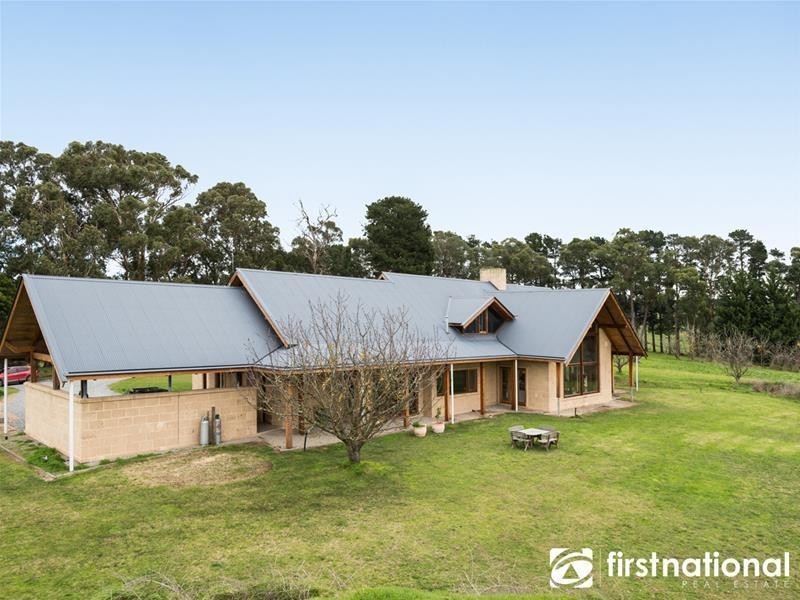 340 Sanders Road, Garfield North VIC 3814