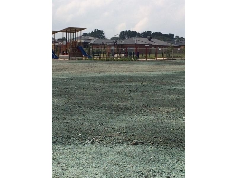 3 Leon Way, Pakenham VIC 3810