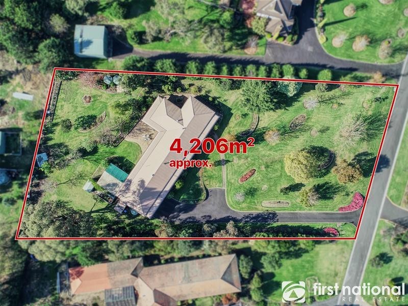 11 Angela Court, Narre Warren North VIC 3804