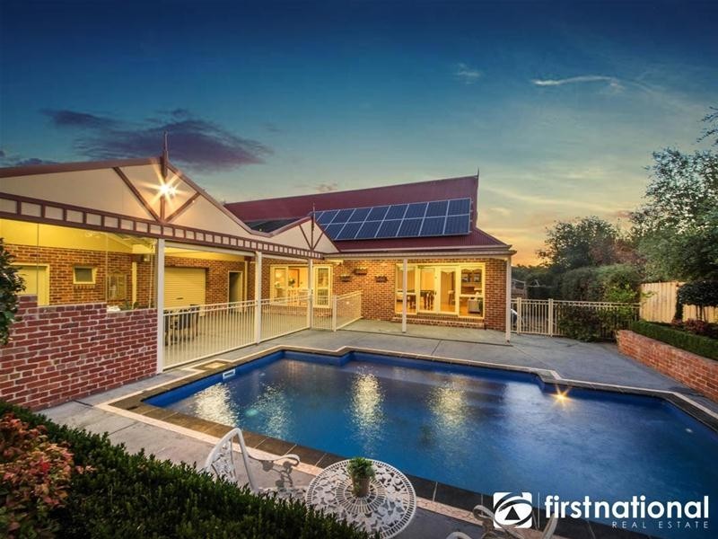 5 Brennan Court, Berwick VIC 3806