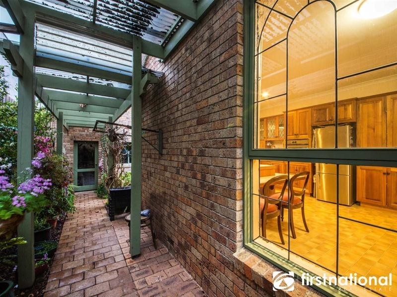 2/97 High Street, Berwick VIC 3806