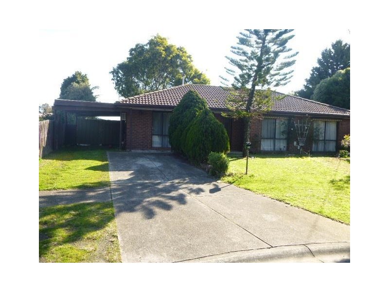 15 Milner Court, Cranbourne VIC 3977