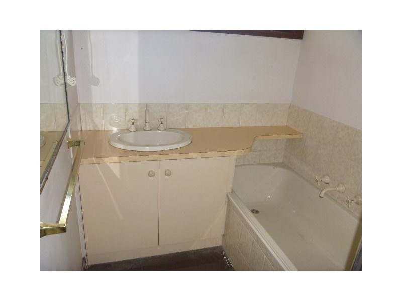 15 Milner Court, Cranbourne VIC 3977