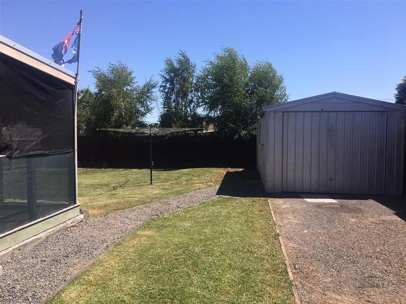 1 Carly Close, Narre Warren South VIC 3805